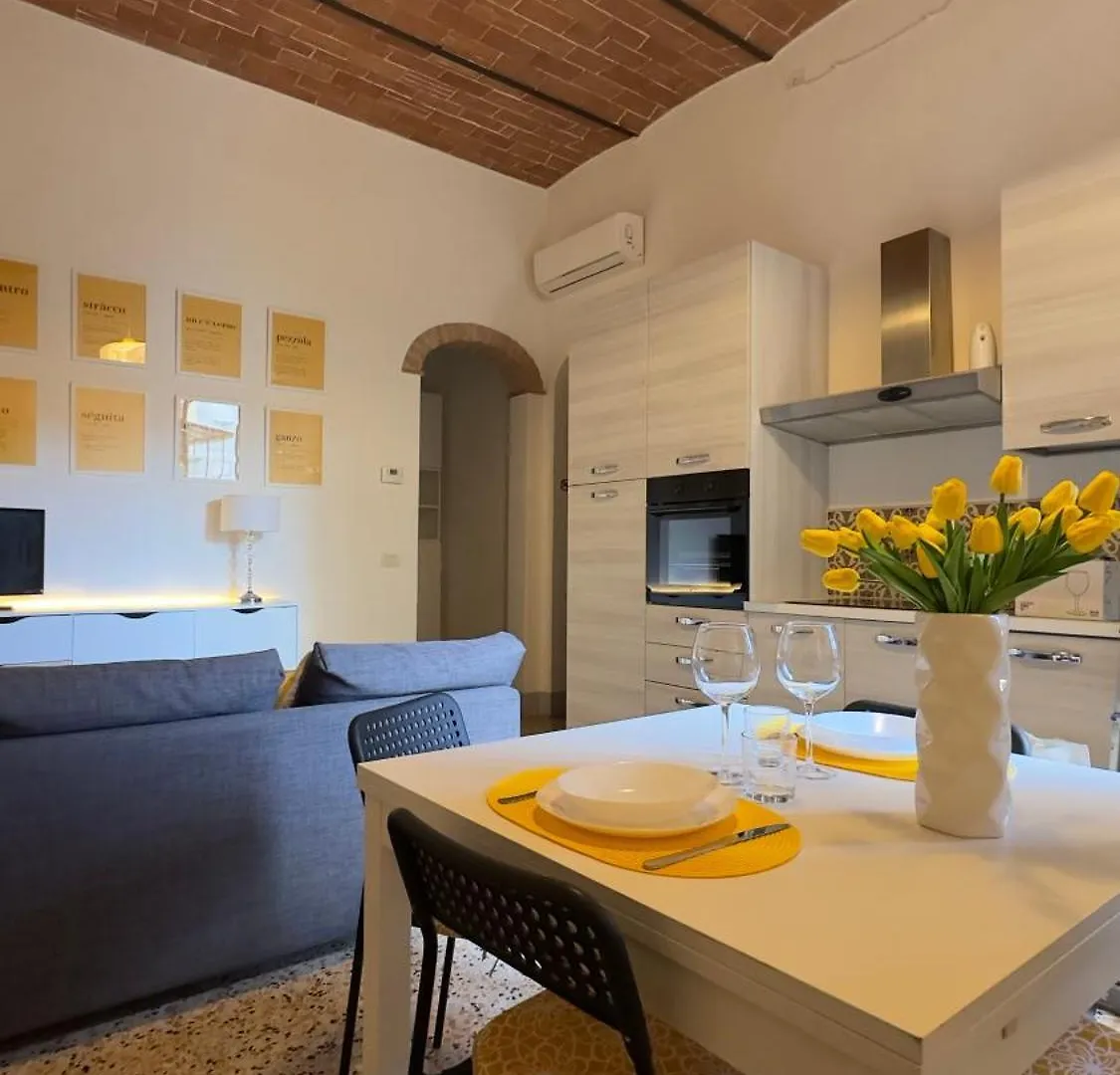 Cavour 21 Apartment Certaldo
